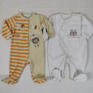2 pyjamas 1 pièce - Multimarques - 6M