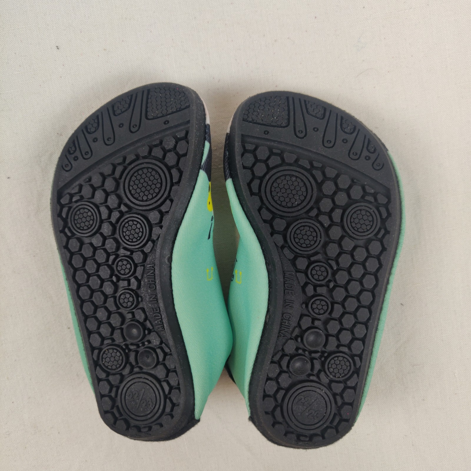 Chaussures de sport - Sans marque - P22 – Image 2