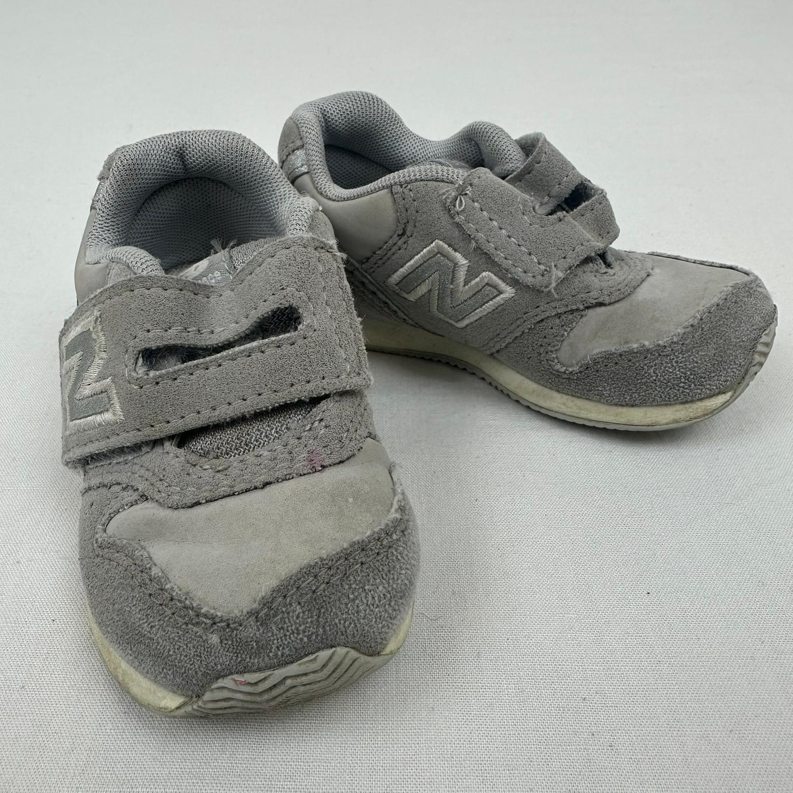 Baskets - New Balance - P22