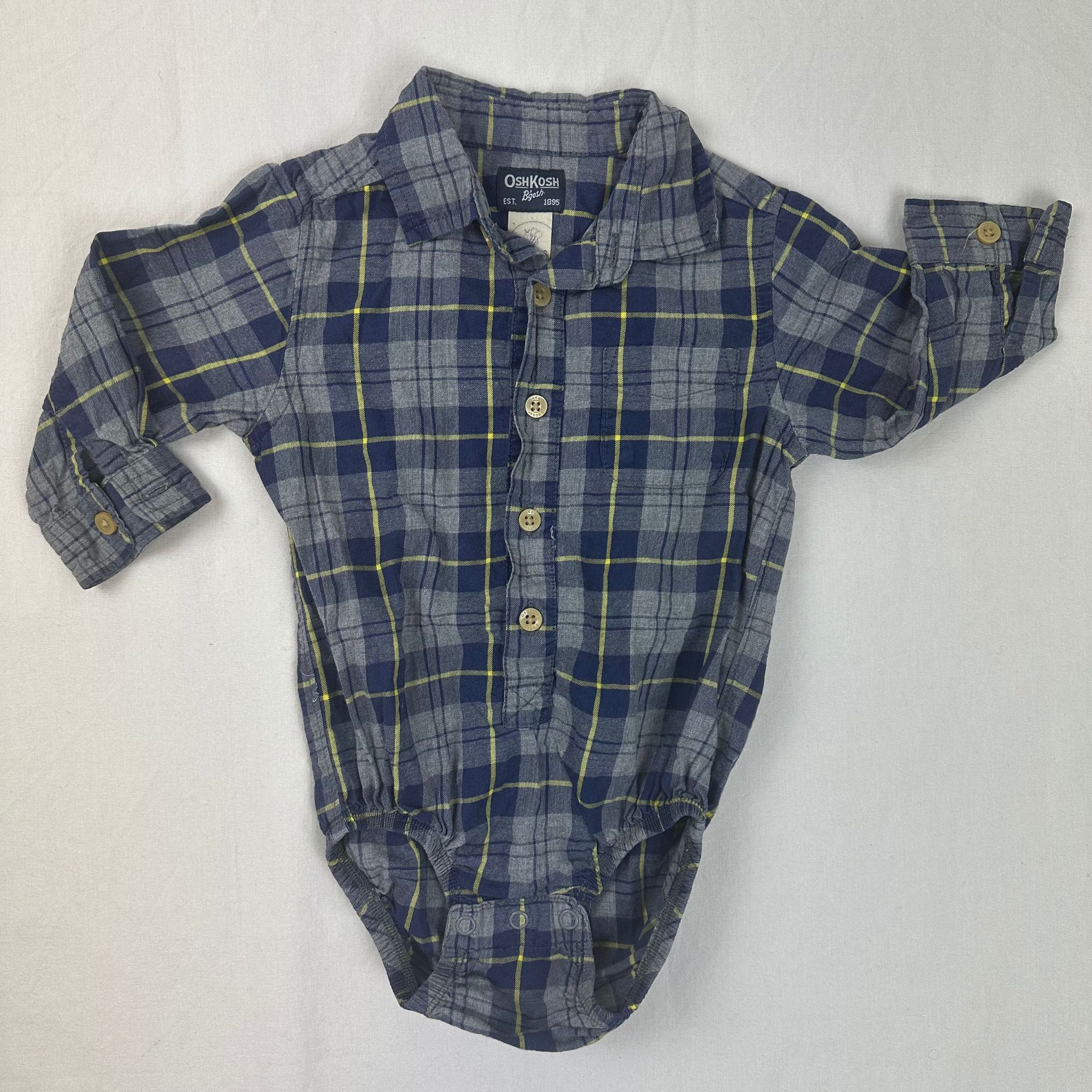 1 body - OshKosh - 18M