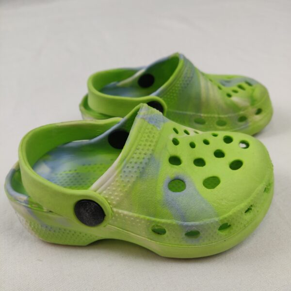 Sandales et nu-pieds - Sans marque - P20