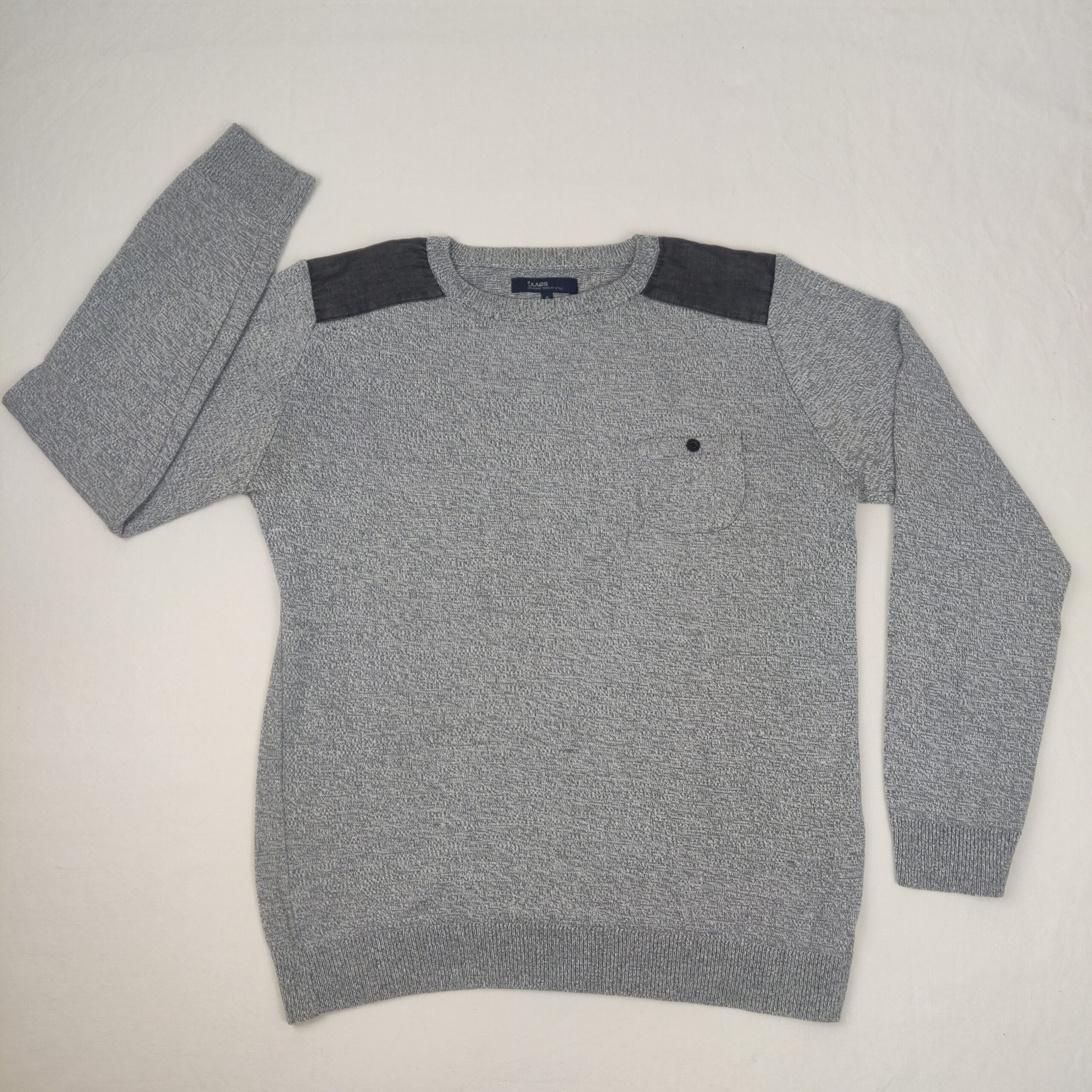 Pull - Jules - 14A