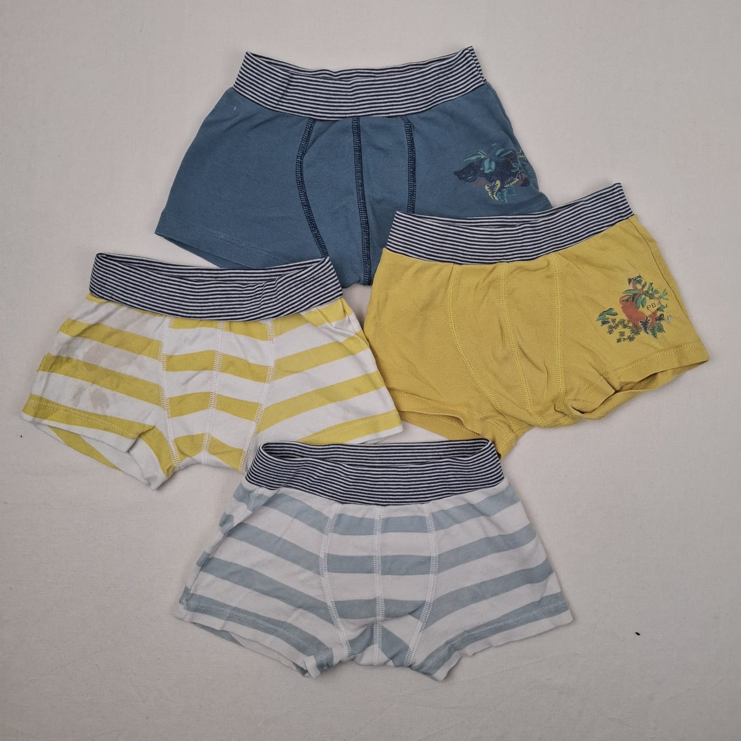 Slips - Petit Bateau - 5A