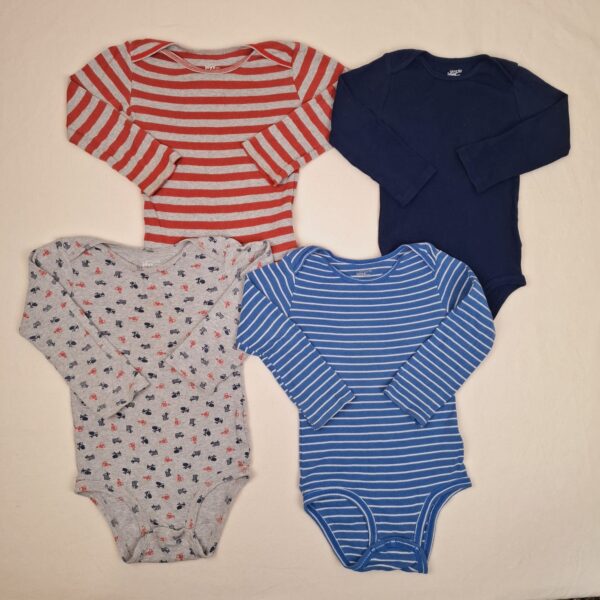 4 bodies - Carter's - 2A