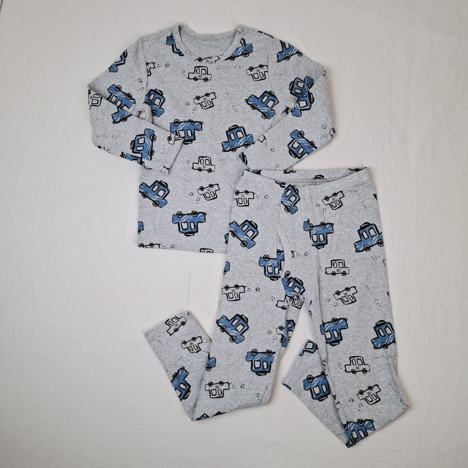 Pyjama 2 pièces - Sans marque - 6A