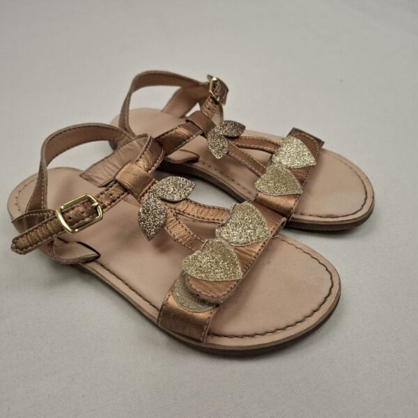 Sandales et nu-pieds - Sans marque - P30