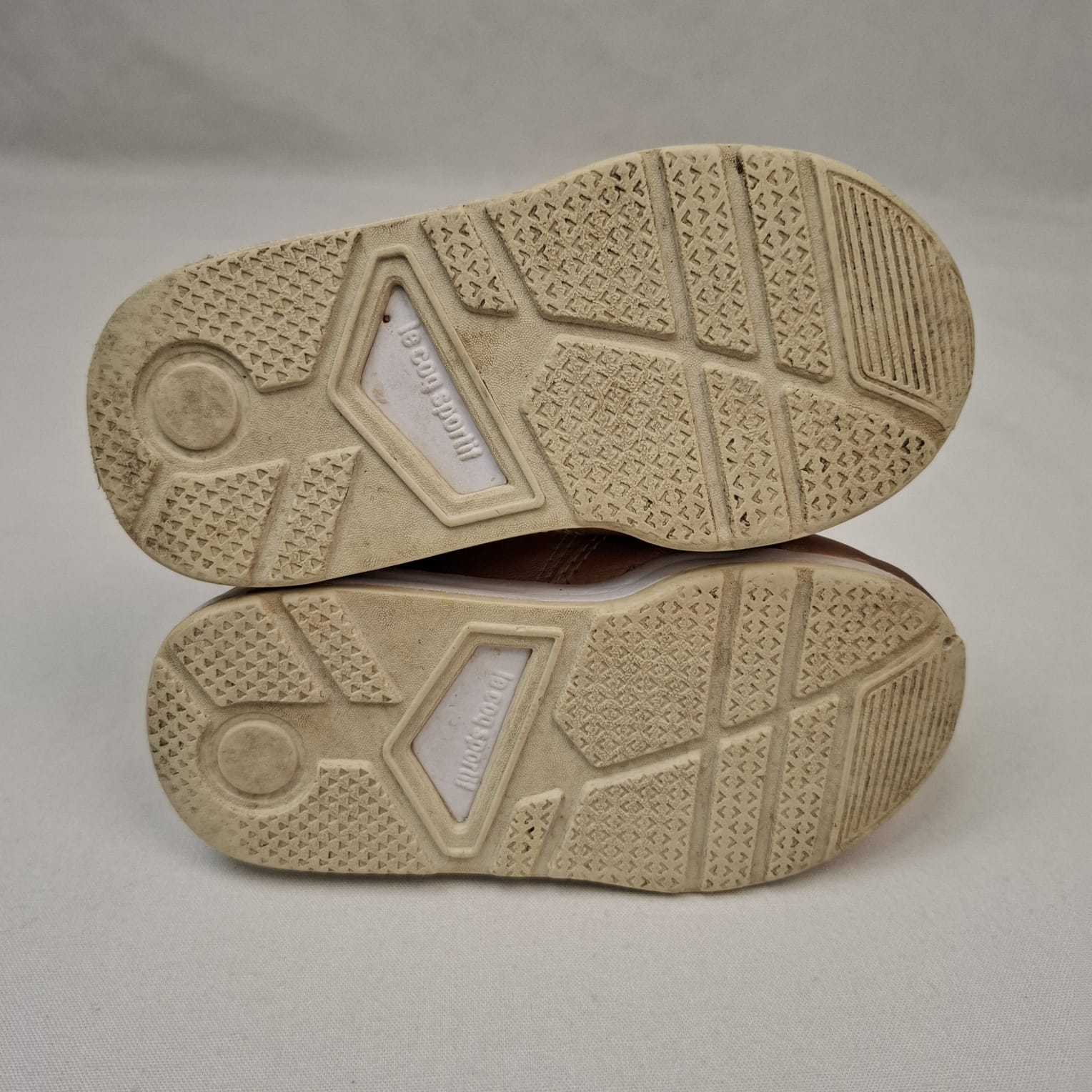 Chaussures de sport - Le Coq Sportif - P23 – Image 2