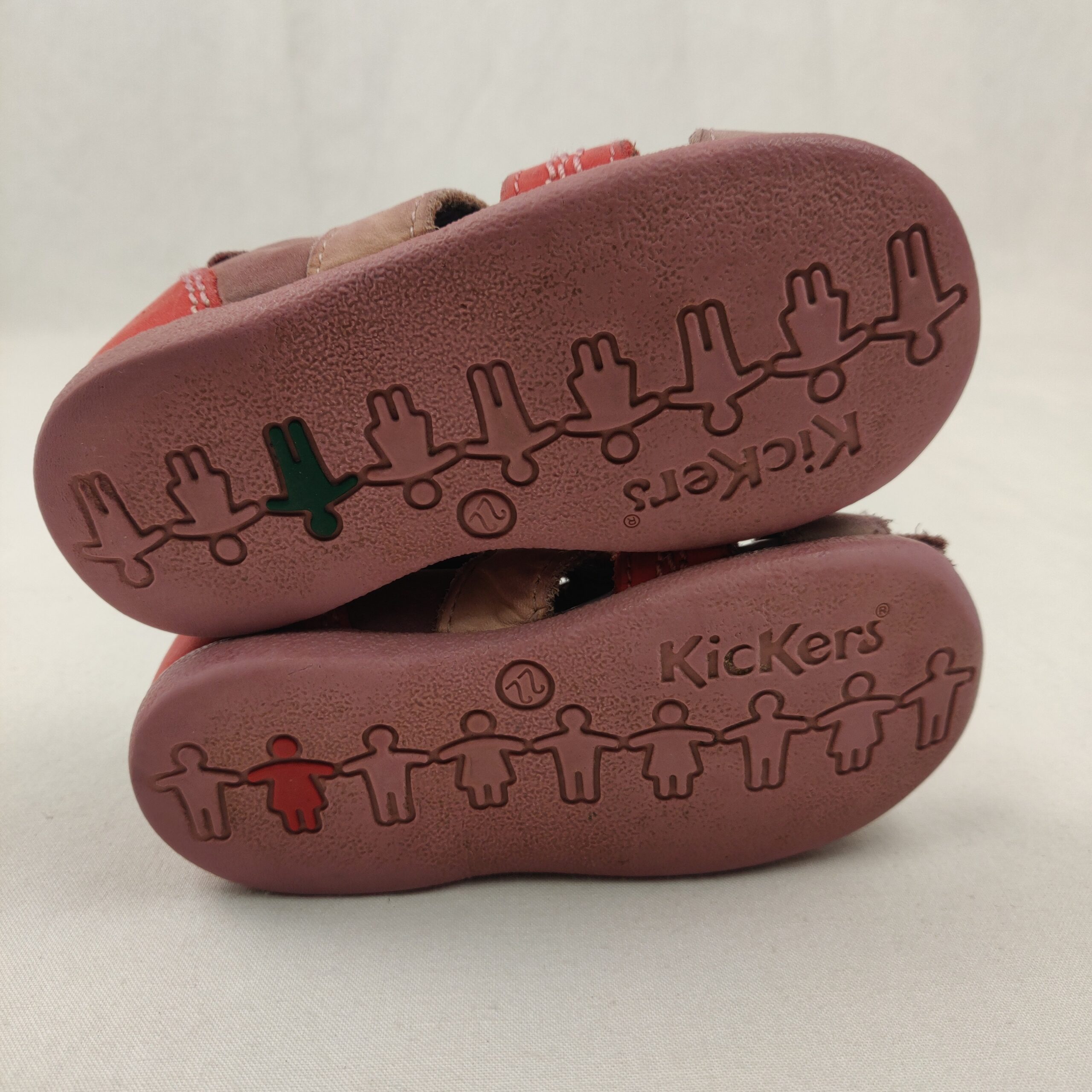 Sandales et nu-pieds - Kickers - P22 – Image 2