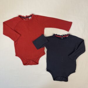 2 bodies - OshKosh - 18M