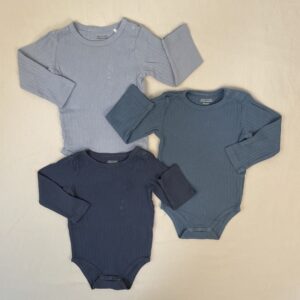 3 bodies - Bout'chou - 18M