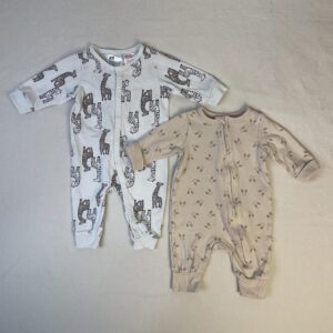 2 pyjamas 1 pièce - Multimarques - 6M