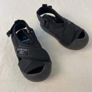 Sandales et nu-pieds - Sans marque - P23
