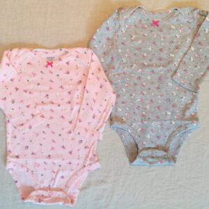 2 bodies - Carter's - 6M